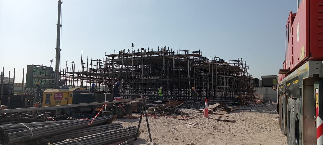 Structural steel erection on an AL NIMRA site — photograph 32